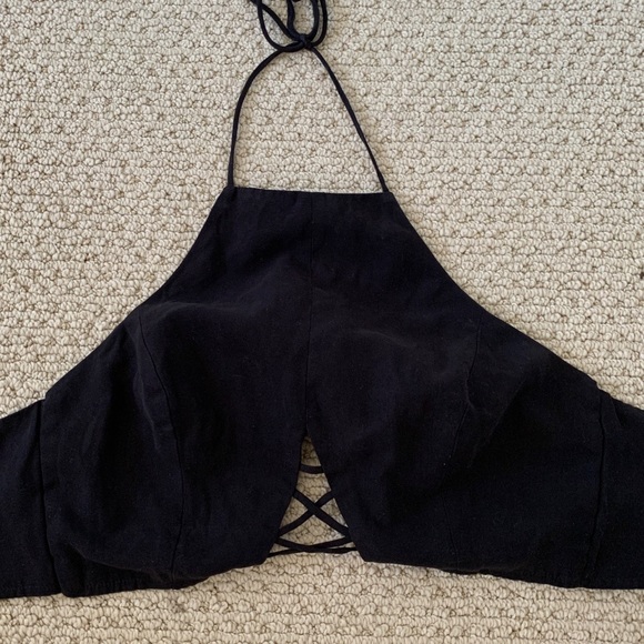 TOBI black crop halter top - Picture 2 of 5